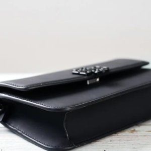 NWT Tory Burch Britten Matte Chain Wallet with Wristlet in Black